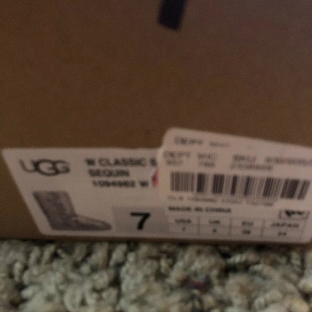 Silver Sparkly Uggs - Picture 5 of 5